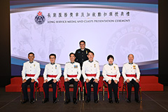 民安隊處長委員會成員與審核辦公室的得獎人員合照